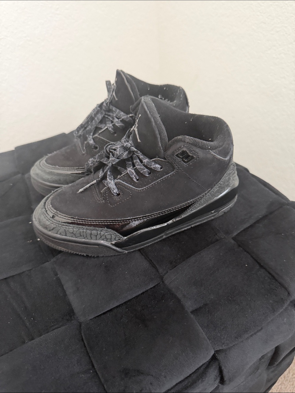 Jordan Kids Black Mid-Top Sneakers